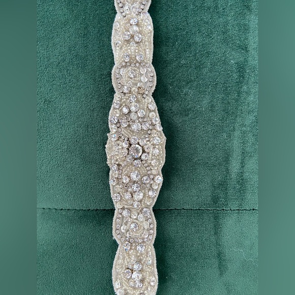 Crystal bridal belt - Picture 3 of 10